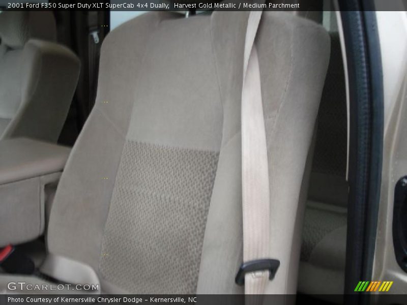 Harvest Gold Metallic / Medium Parchment 2001 Ford F350 Super Duty XLT SuperCab 4x4 Dually