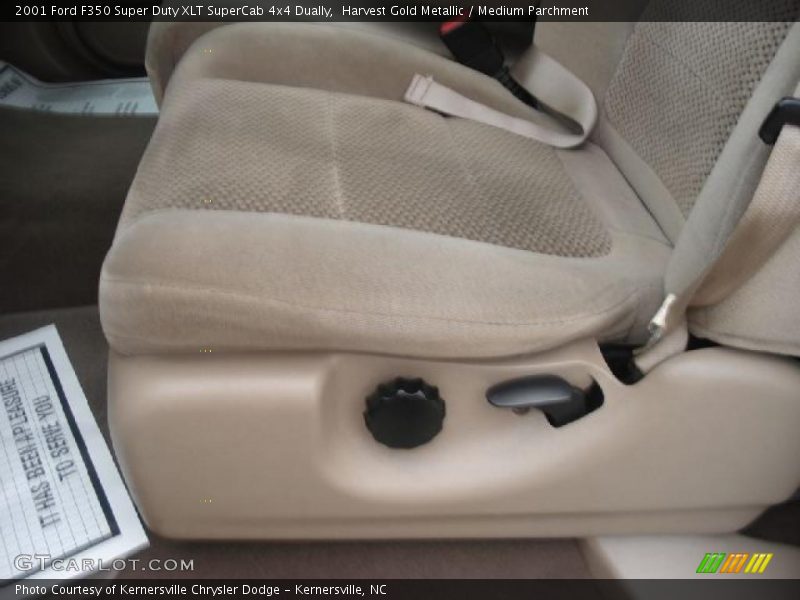 Harvest Gold Metallic / Medium Parchment 2001 Ford F350 Super Duty XLT SuperCab 4x4 Dually