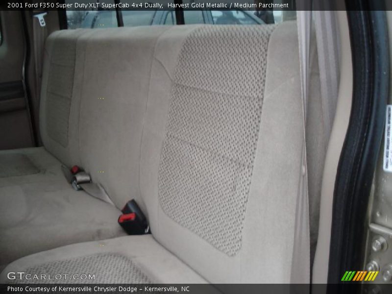 Harvest Gold Metallic / Medium Parchment 2001 Ford F350 Super Duty XLT SuperCab 4x4 Dually