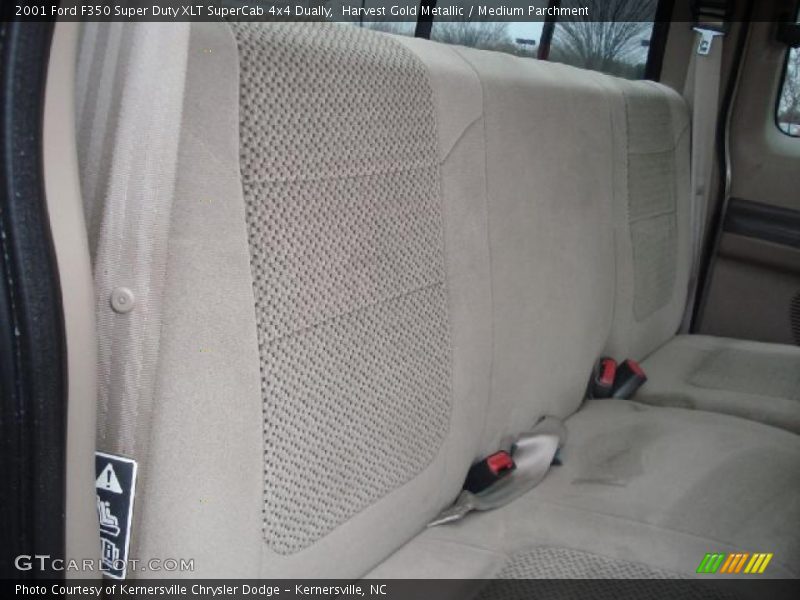 Harvest Gold Metallic / Medium Parchment 2001 Ford F350 Super Duty XLT SuperCab 4x4 Dually