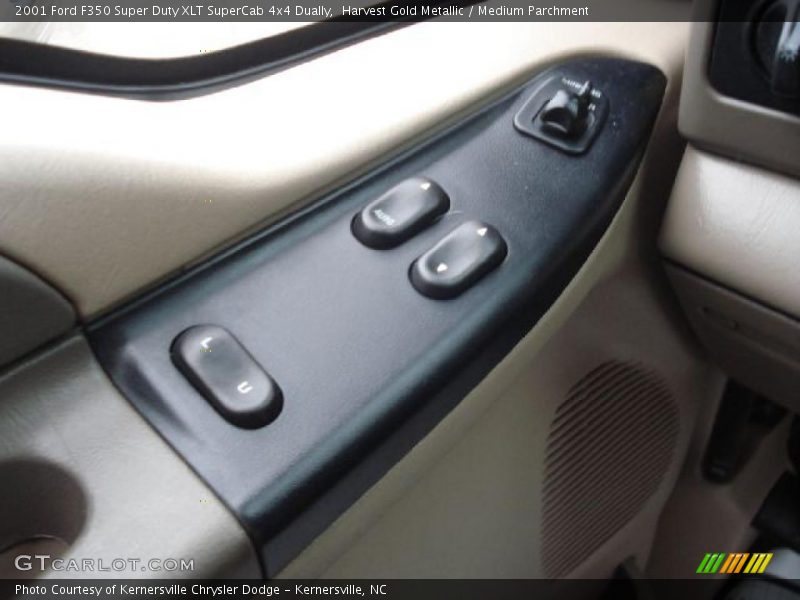 Harvest Gold Metallic / Medium Parchment 2001 Ford F350 Super Duty XLT SuperCab 4x4 Dually