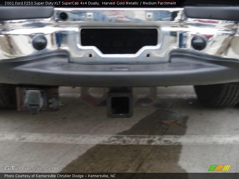 Harvest Gold Metallic / Medium Parchment 2001 Ford F350 Super Duty XLT SuperCab 4x4 Dually