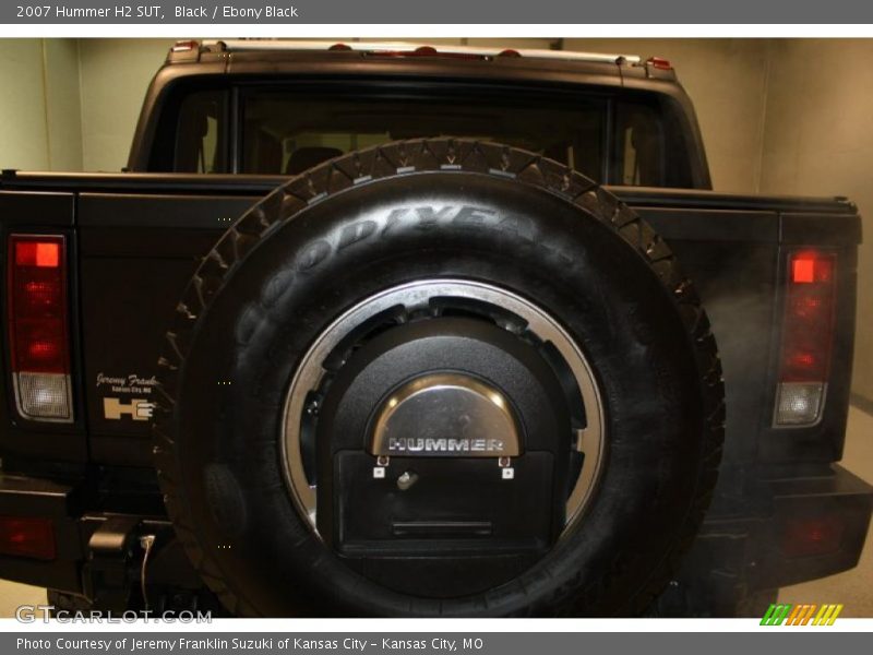 Black / Ebony Black 2007 Hummer H2 SUT