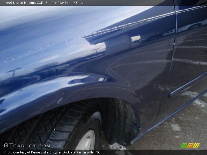 Starfire Blue Pearl / Gray 1996 Nissan Maxima GXE