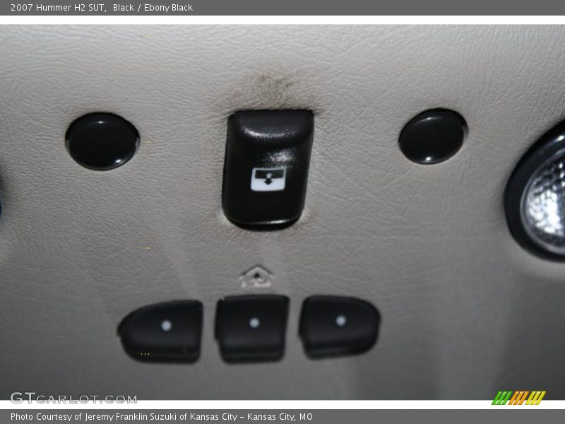Black / Ebony Black 2007 Hummer H2 SUT