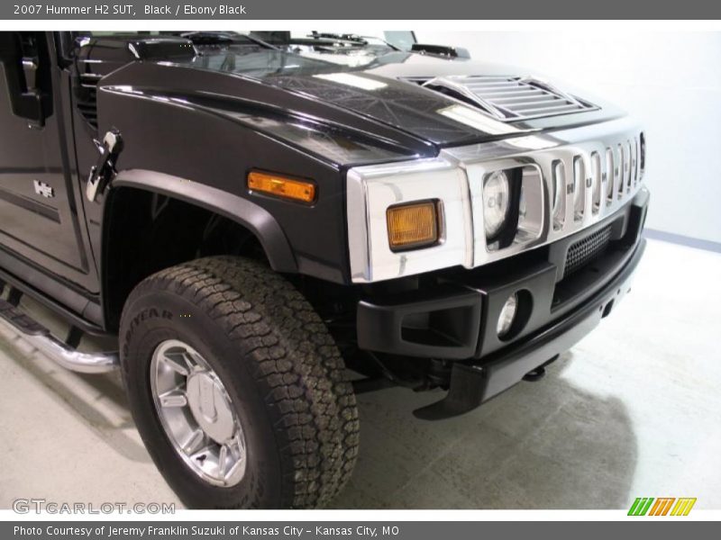 Black / Ebony Black 2007 Hummer H2 SUT