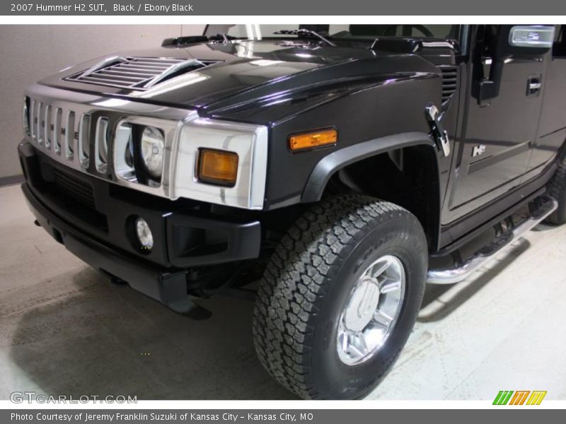 Black / Ebony Black 2007 Hummer H2 SUT