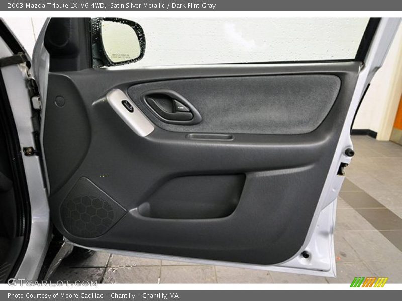 Door Panel of 2003 Tribute LX-V6 4WD