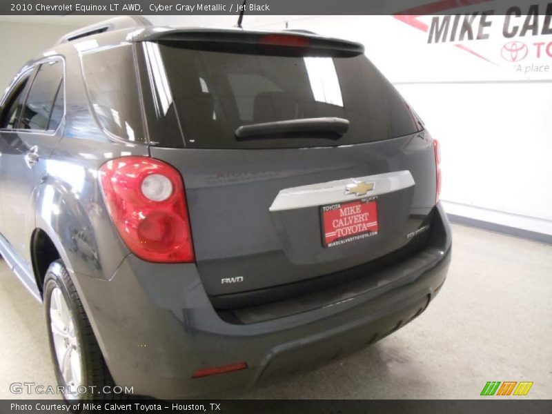 Cyber Gray Metallic / Jet Black 2010 Chevrolet Equinox LT AWD