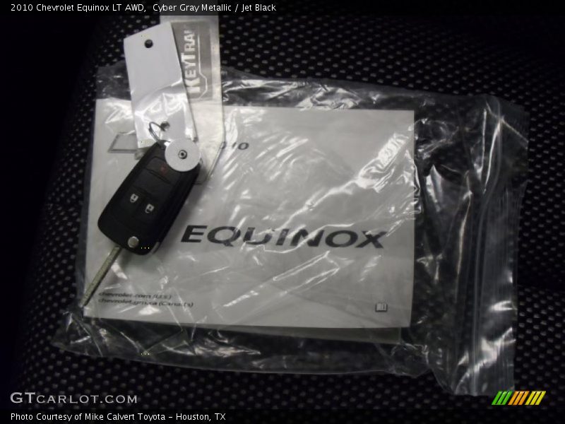 Cyber Gray Metallic / Jet Black 2010 Chevrolet Equinox LT AWD
