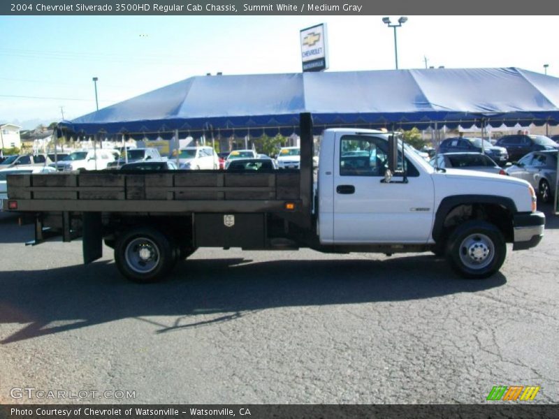 Summit White / Medium Gray 2004 Chevrolet Silverado 3500HD Regular Cab Chassis