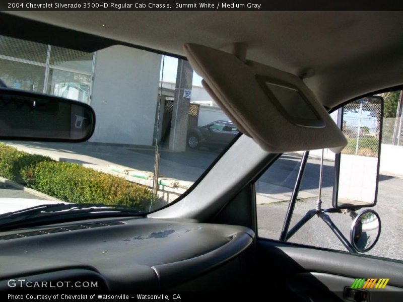 Summit White / Medium Gray 2004 Chevrolet Silverado 3500HD Regular Cab Chassis