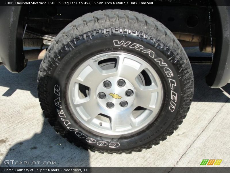 Silver Birch Metallic / Dark Charcoal 2006 Chevrolet Silverado 1500 LS Regular Cab 4x4