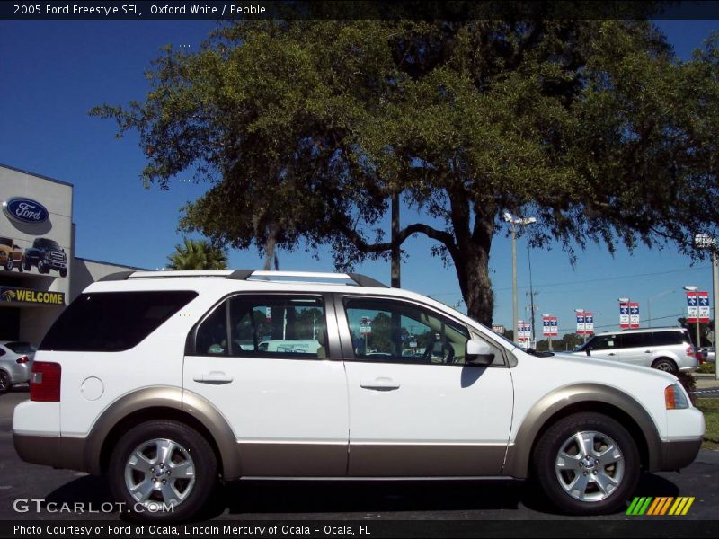 Oxford White / Pebble 2005 Ford Freestyle SEL