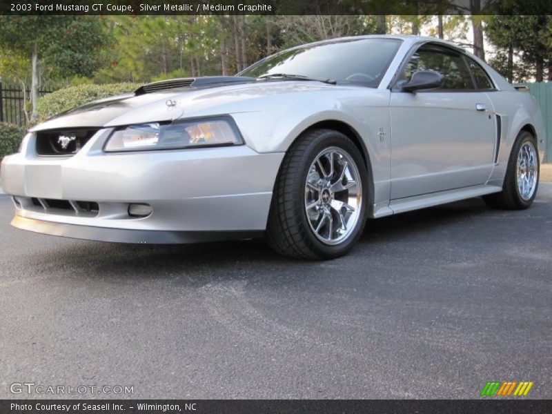 Silver Metallic / Medium Graphite 2003 Ford Mustang GT Coupe
