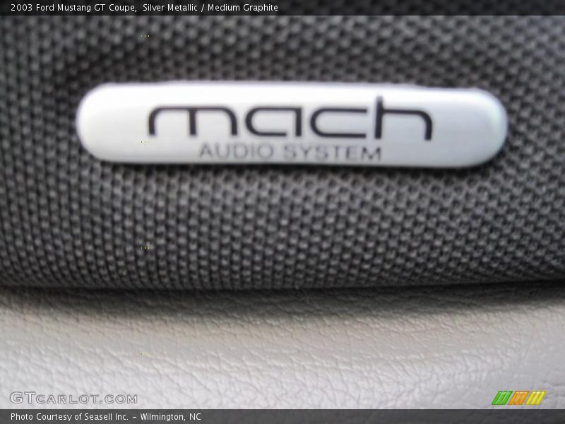 Silver Metallic / Medium Graphite 2003 Ford Mustang GT Coupe