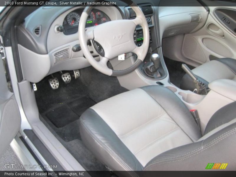 Medium Graphite Interior - 2003 Mustang GT Coupe 