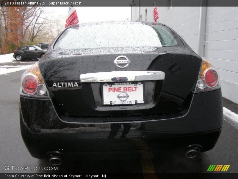 Super Black / Frost 2010 Nissan Altima 2.5