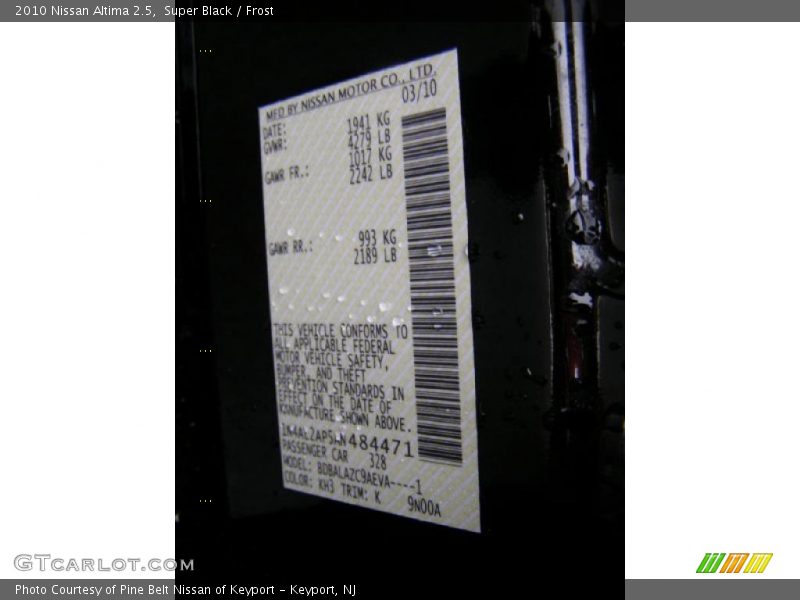 Super Black / Frost 2010 Nissan Altima 2.5