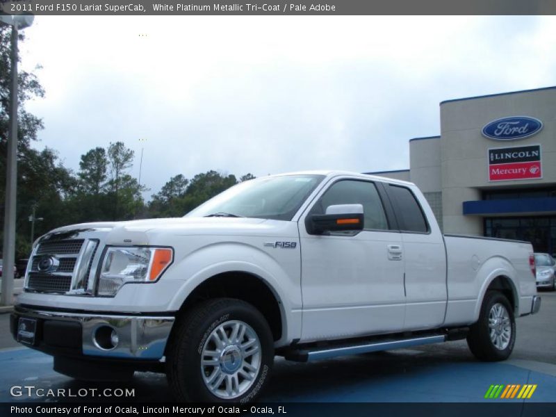 Front 3/4 View of 2011 F150 Lariat SuperCab