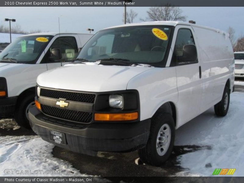 Front 3/4 View of 2010 Express 2500 Work Van