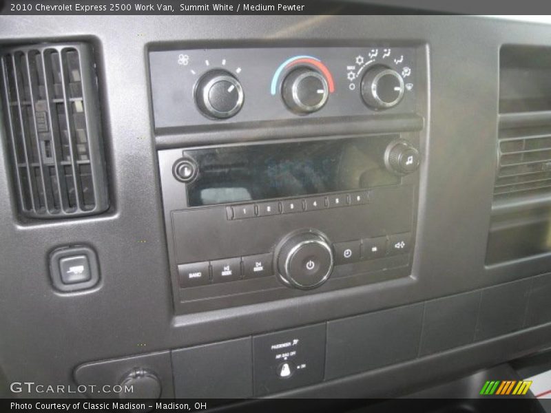 Summit White / Medium Pewter 2010 Chevrolet Express 2500 Work Van