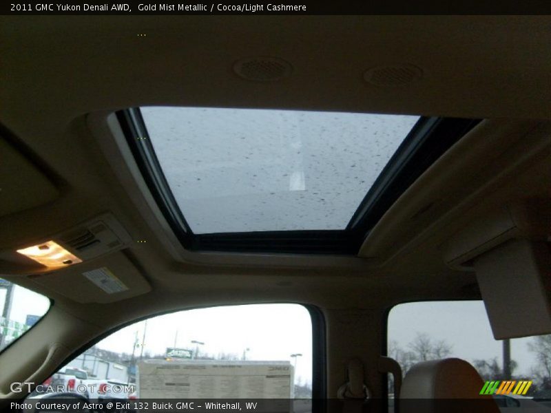 Sunroof of 2011 Yukon Denali AWD