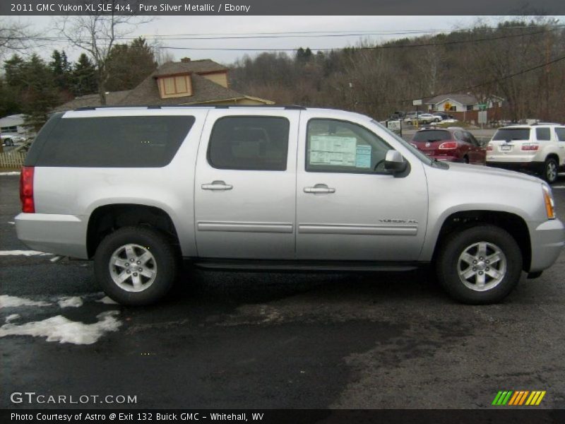Pure Silver Metallic / Ebony 2011 GMC Yukon XL SLE 4x4