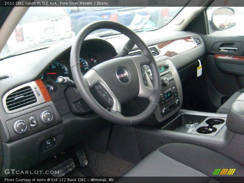 Dashboard of 2011 Yukon XL SLE 4x4