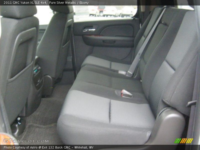  2011 Yukon XL SLE 4x4 Ebony Interior