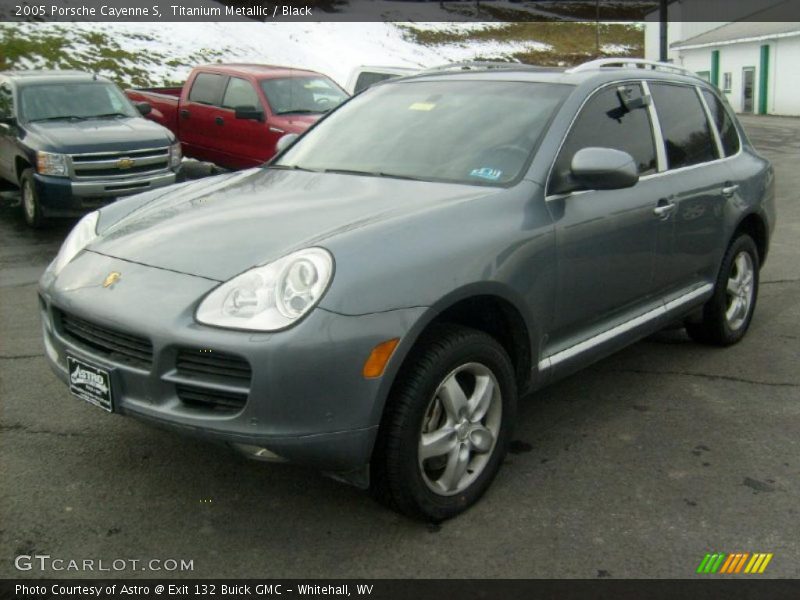 Titanium Metallic / Black 2005 Porsche Cayenne S