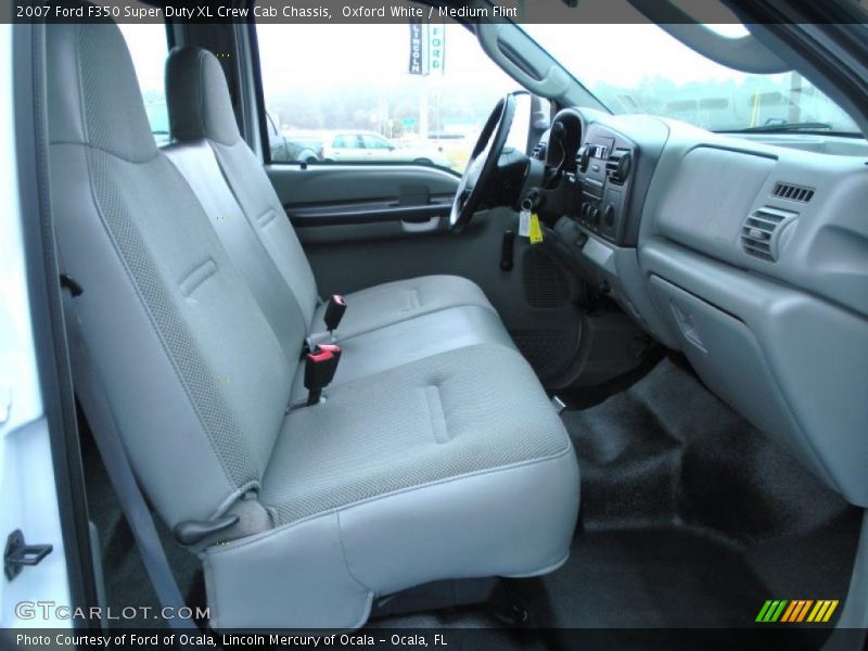 Oxford White / Medium Flint 2007 Ford F350 Super Duty XL Crew Cab Chassis