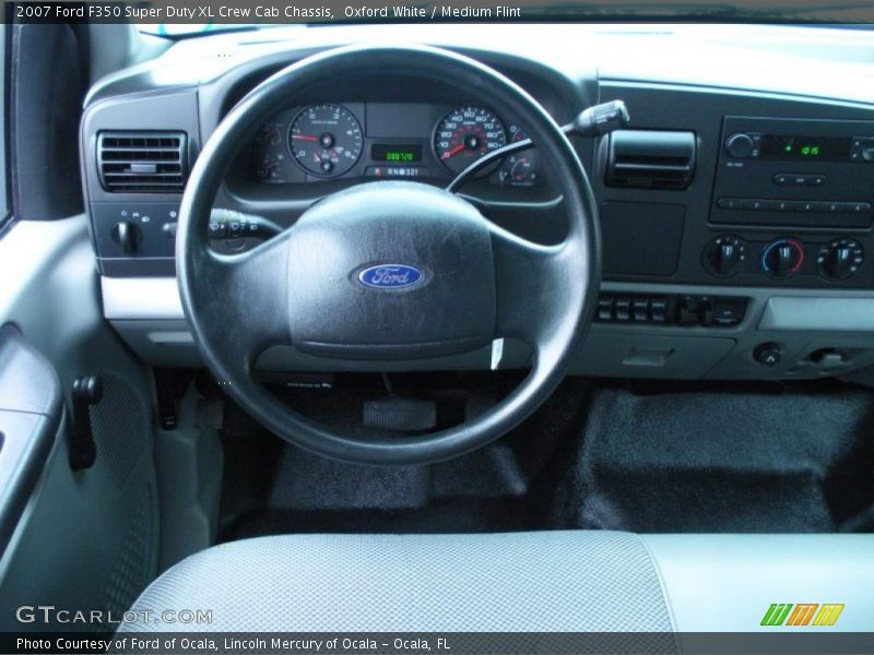 Oxford White / Medium Flint 2007 Ford F350 Super Duty XL Crew Cab Chassis