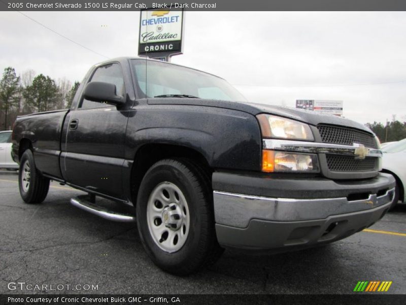 Black / Dark Charcoal 2005 Chevrolet Silverado 1500 LS Regular Cab