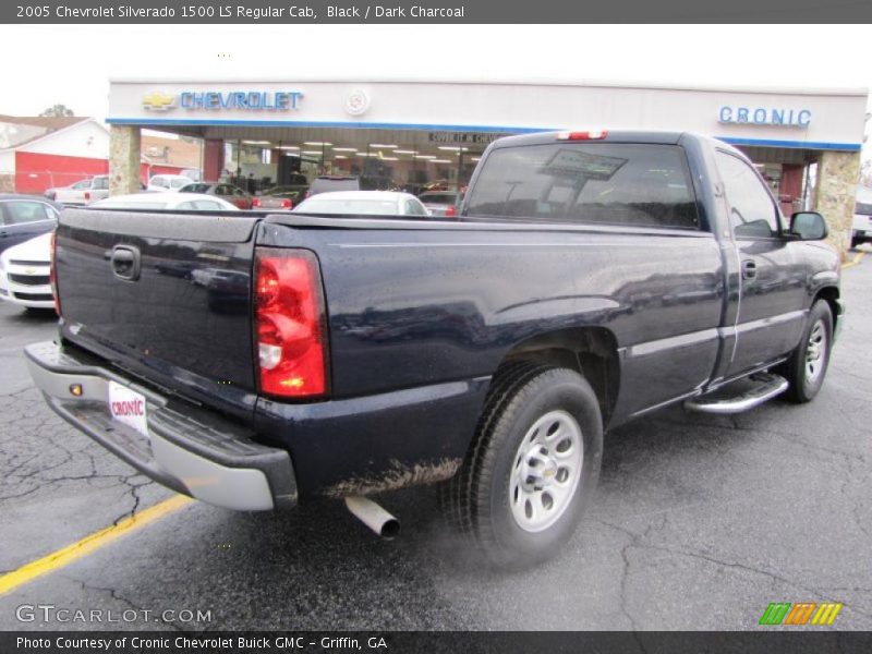 Black / Dark Charcoal 2005 Chevrolet Silverado 1500 LS Regular Cab