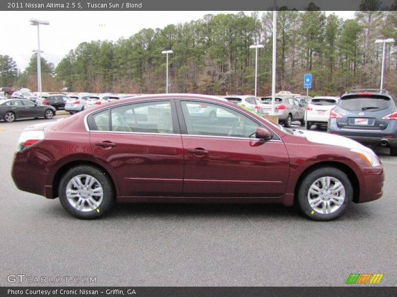 Tuscan Sun / Blond 2011 Nissan Altima 2.5 S