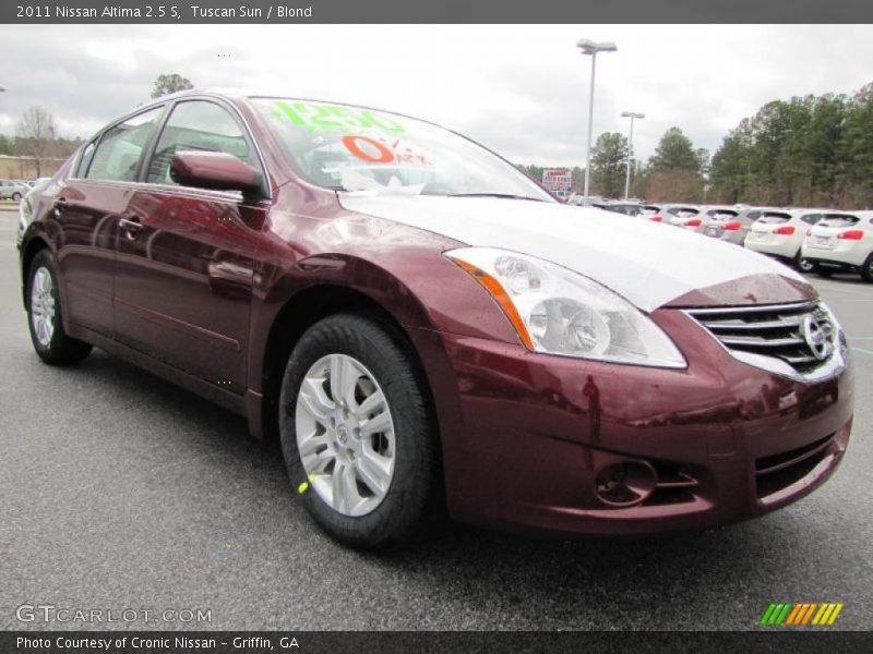 Tuscan Sun / Blond 2011 Nissan Altima 2.5 S