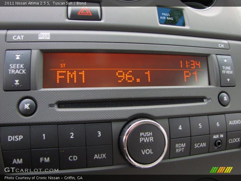 Tuscan Sun / Blond 2011 Nissan Altima 2.5 S