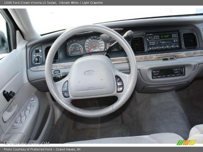 Vibrant White / Light Graphite 1998 Ford Crown Victoria LX Sedan
