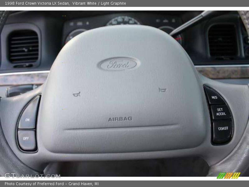 Vibrant White / Light Graphite 1998 Ford Crown Victoria LX Sedan