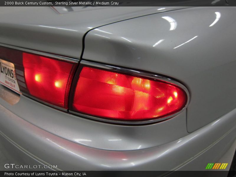 Sterling Silver Metallic / Medium Gray 2000 Buick Century Custom
