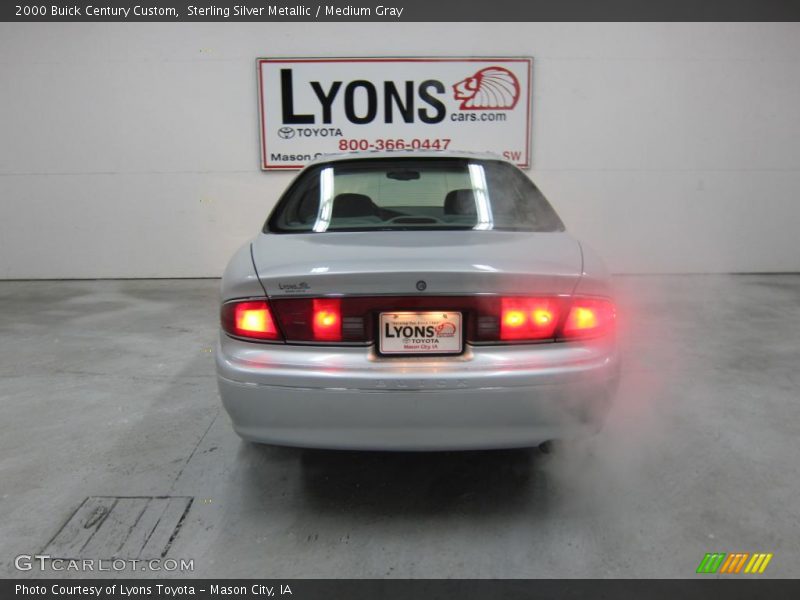 Sterling Silver Metallic / Medium Gray 2000 Buick Century Custom