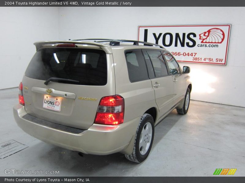 Vintage Gold Metallic / Ivory 2004 Toyota Highlander Limited V6 4WD