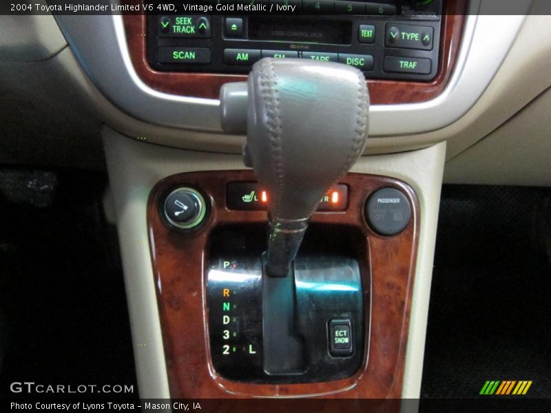 Vintage Gold Metallic / Ivory 2004 Toyota Highlander Limited V6 4WD