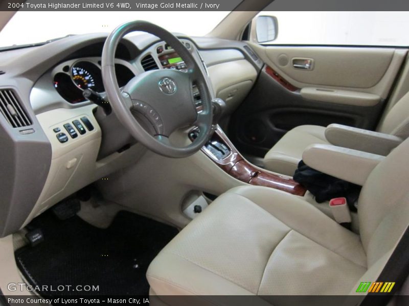 Vintage Gold Metallic / Ivory 2004 Toyota Highlander Limited V6 4WD