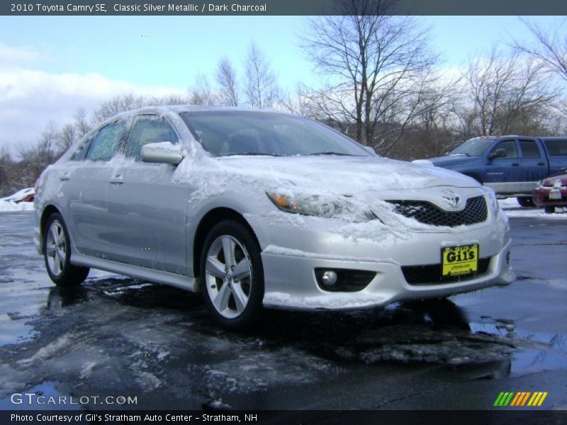 Classic Silver Metallic / Dark Charcoal 2010 Toyota Camry SE