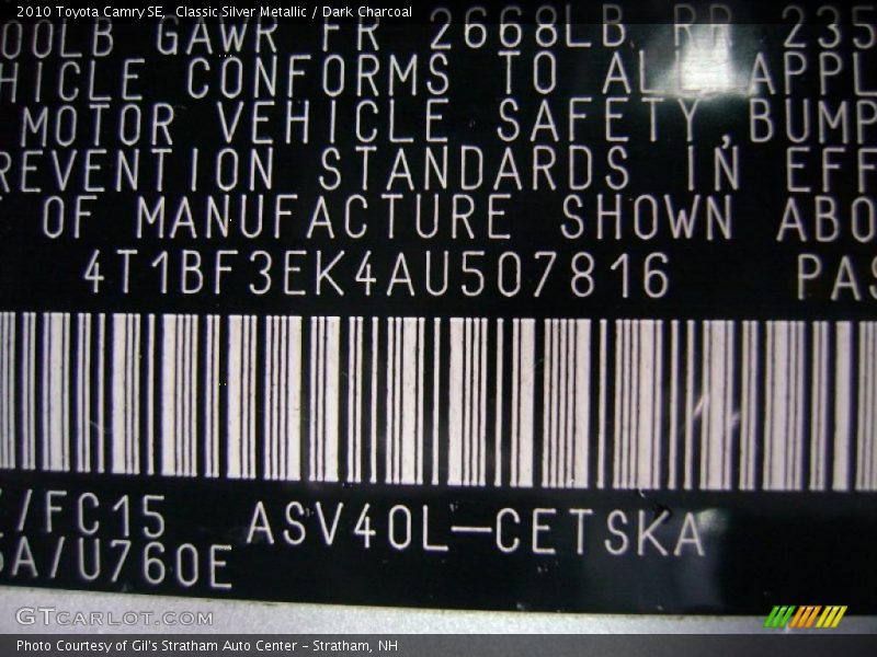 Classic Silver Metallic / Dark Charcoal 2010 Toyota Camry SE