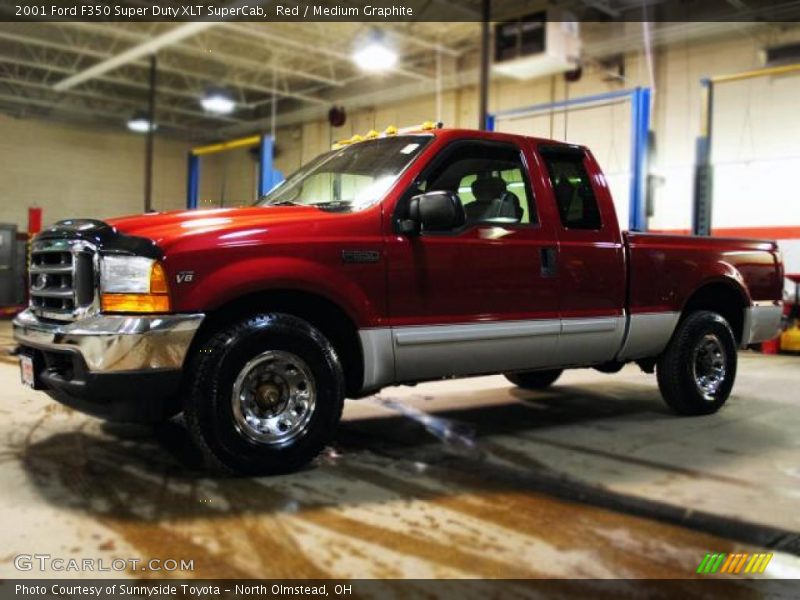 Red / Medium Graphite 2001 Ford F350 Super Duty XLT SuperCab