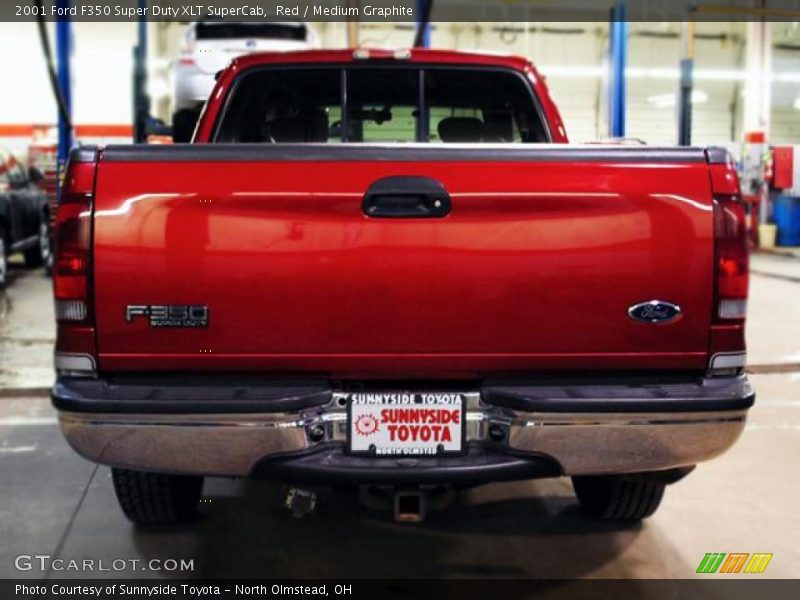 Red / Medium Graphite 2001 Ford F350 Super Duty XLT SuperCab