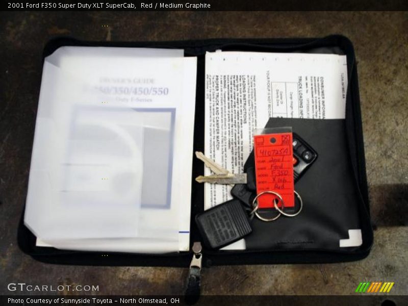 Red / Medium Graphite 2001 Ford F350 Super Duty XLT SuperCab